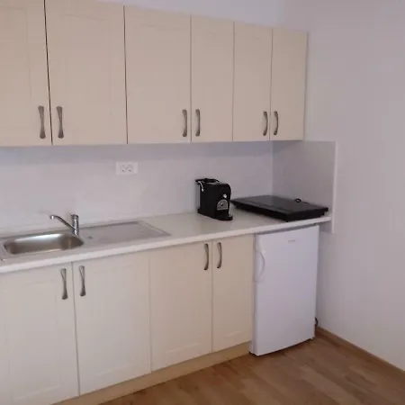 Beautiful In The Center Apartment *